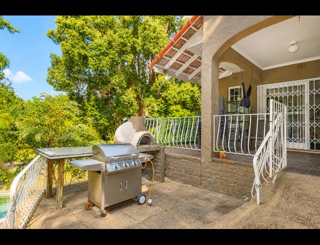 4 BEDROOM HOUSE FOR SALE IN DAWNCLIFFE
